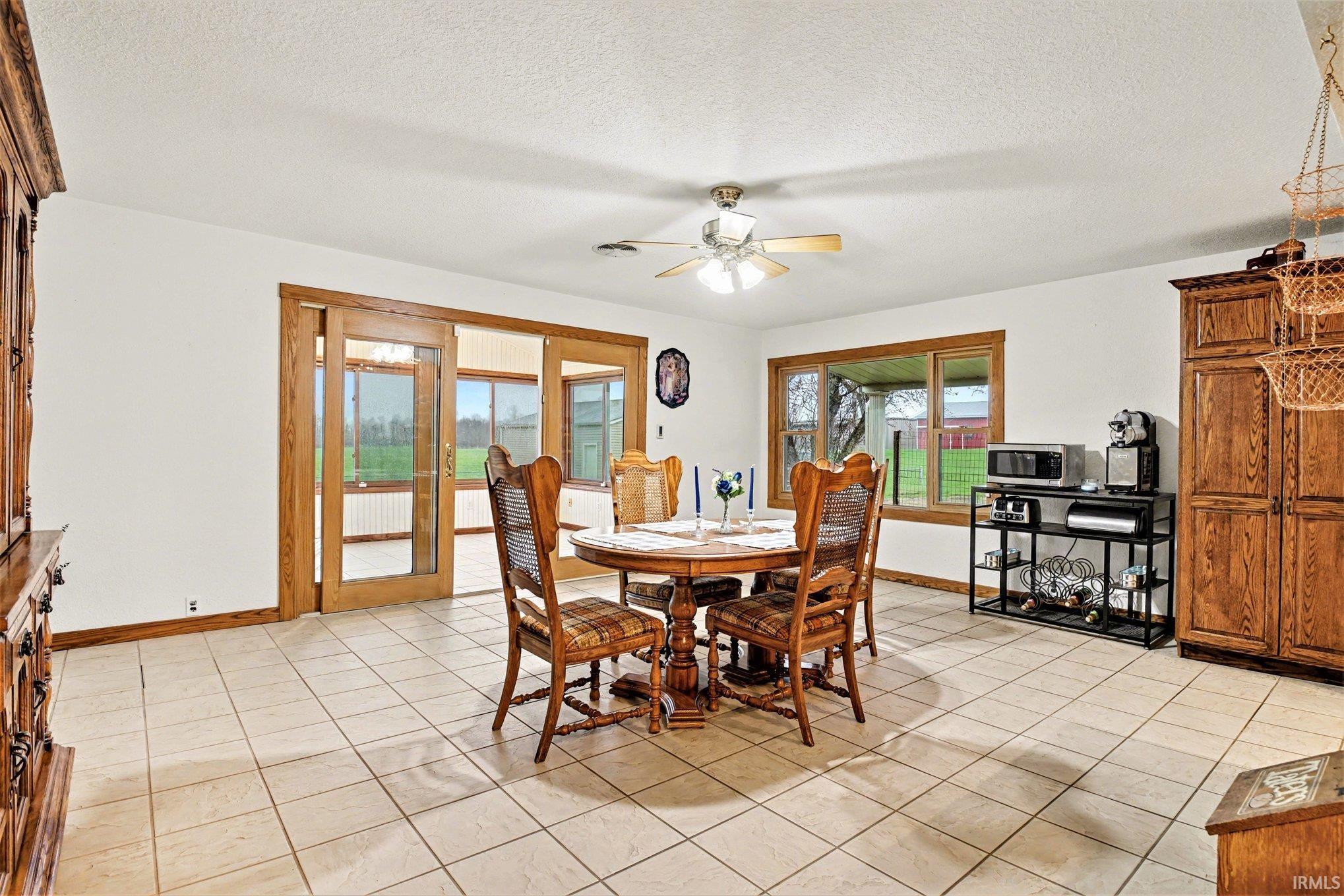 1060 W Us Highway 20 Lagrange IN 46761