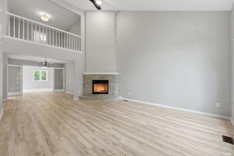 7718 Currie Hill Court Fort Wayne IN 46804