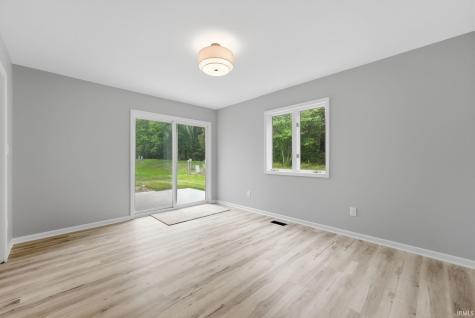 7718 Currie Hill Court Fort Wayne IN 46804