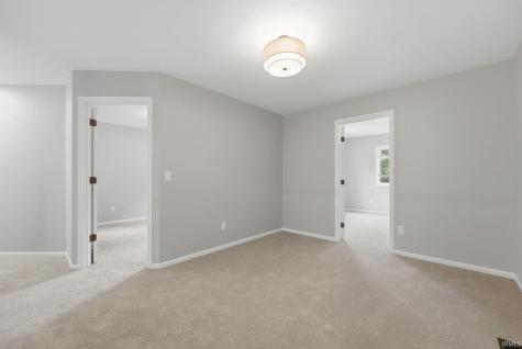 7718 Currie Hill Court Fort Wayne IN 46804