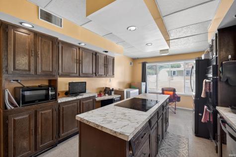 1708 K Street Bedford IN 47421