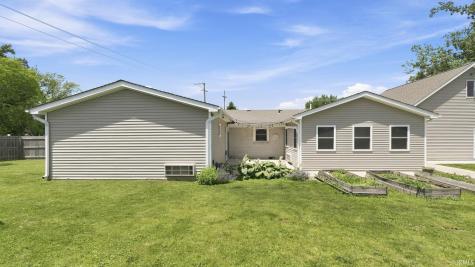 10012 Hosler Road Leo IN 46765