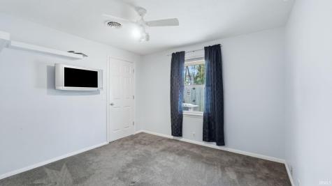 10012 Hosler Road Leo IN 46765