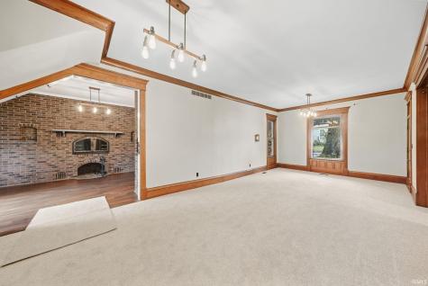 201 W 1st Street Warren IN 46792