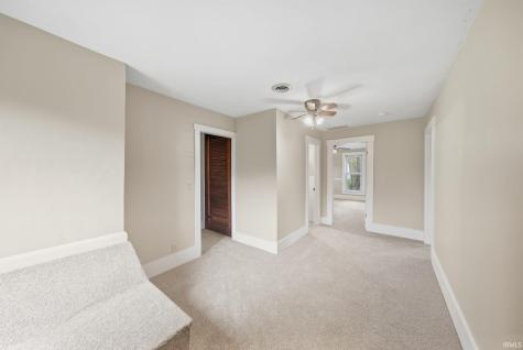 201 W 1st Street Warren IN 46792