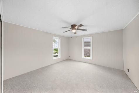201 W 1st Street Warren IN 46792