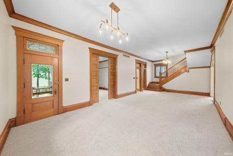 201 W 1st Street Warren IN 46792