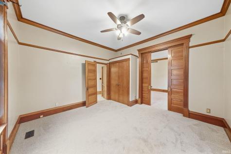 201 W 1st Street Warren IN 46792