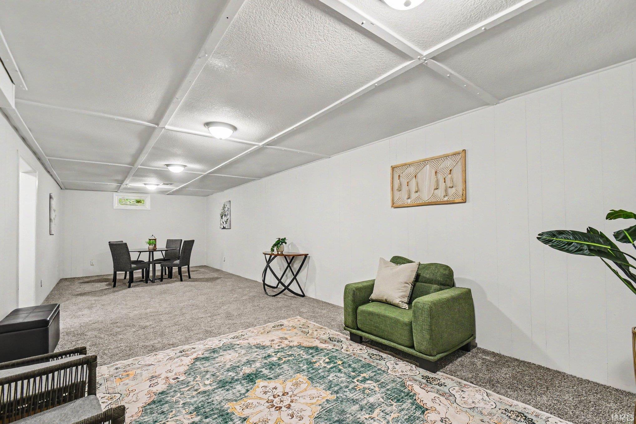 56275 Ellen Avenue Mishawaka IN 46545