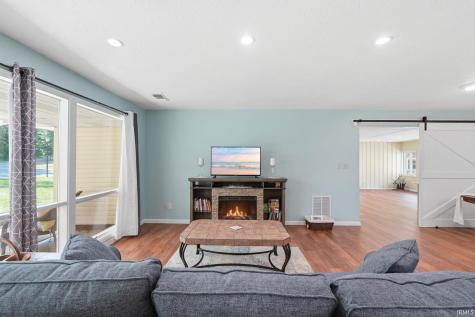 6521 Donna Drive Fort Wayne IN 46819