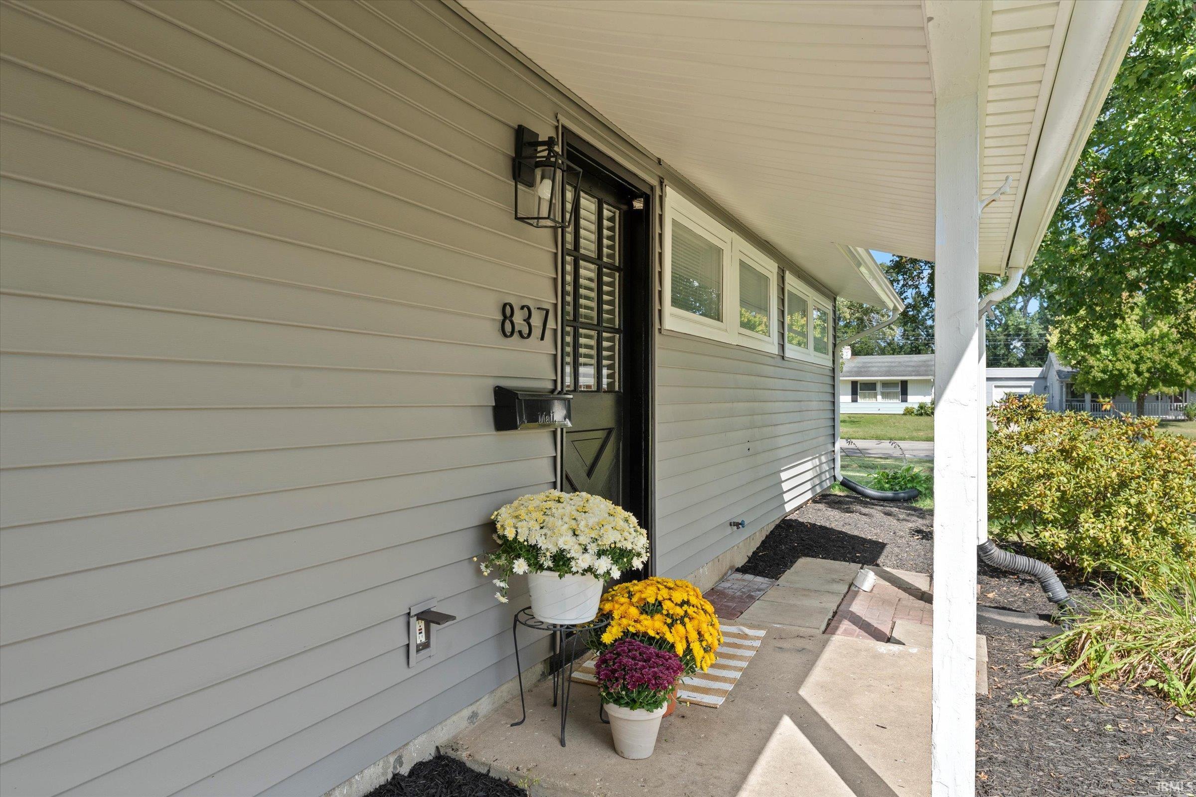 837 Patterson Drive South Bend IN 46615