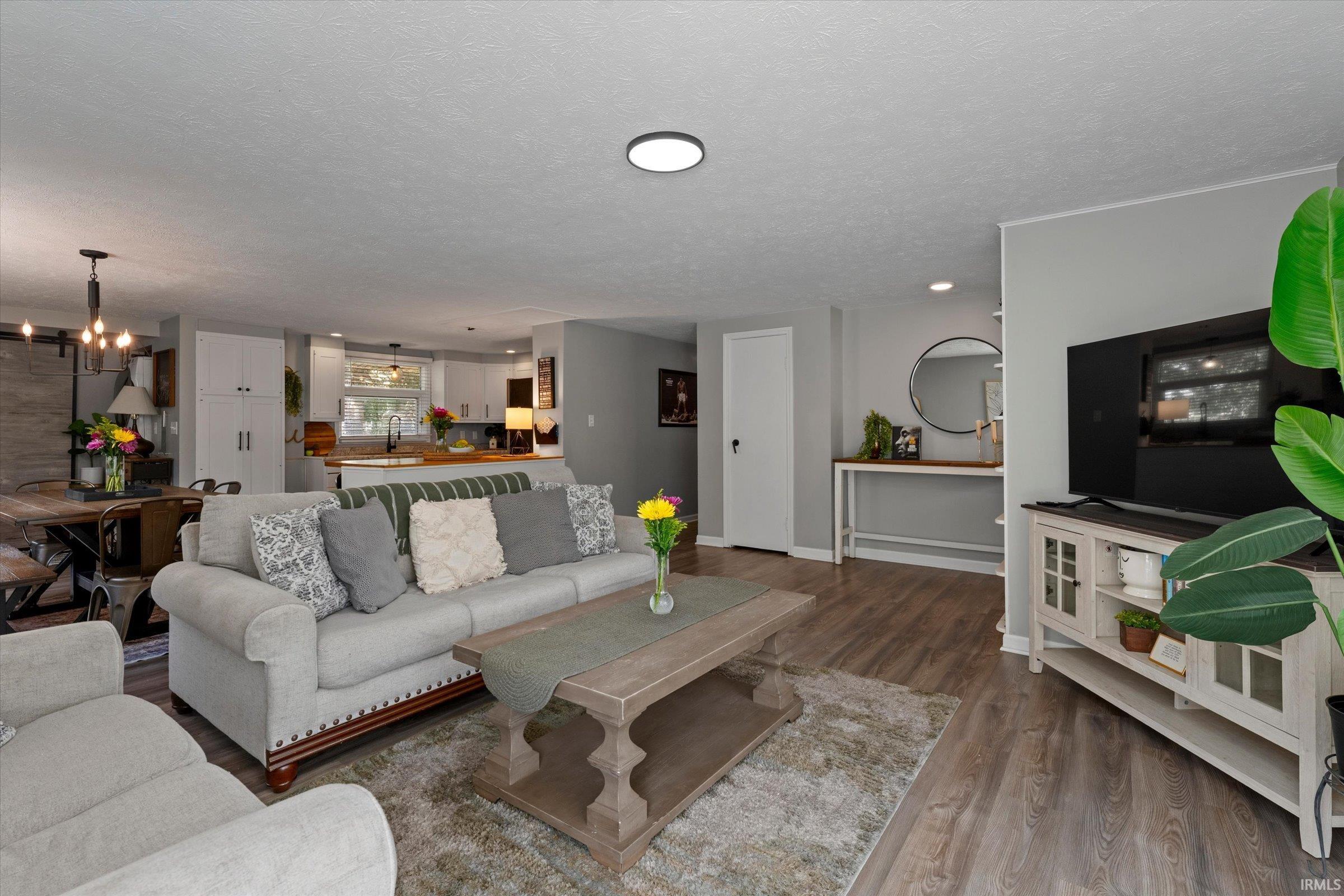 837 Patterson Drive South Bend IN 46615
