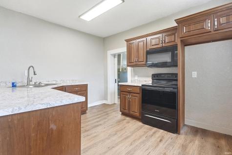 213 E 3rd Street Warren IN 46792