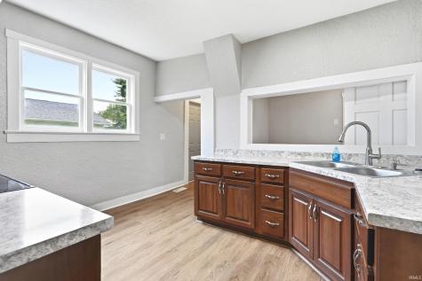 213 E 3rd Street Warren IN 46792