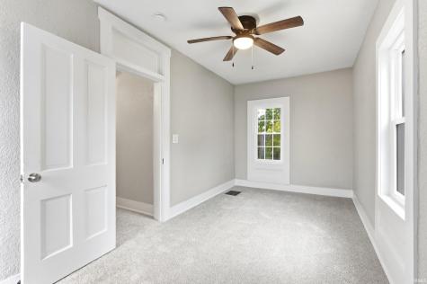 213 E 3rd Street Warren IN 46792