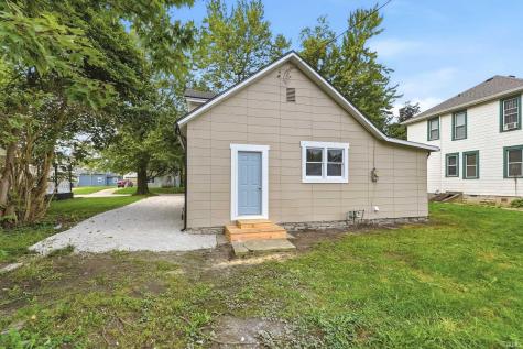 213 E 3rd Street Warren IN 46792