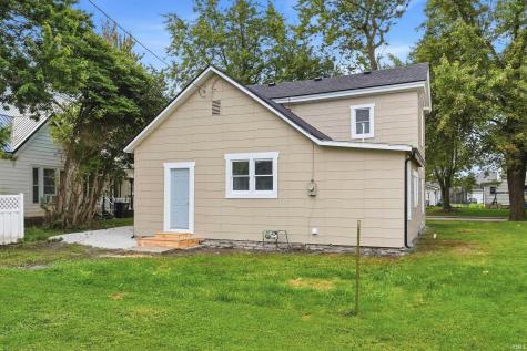 213 E 3rd Street Warren IN 46792