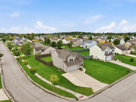 2919 Derry Place Fort Wayne IN 46818