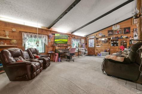 1222 Wpa Road Mitchell IN 47446