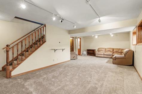52742 Red Fox Trail South Bend IN 46628