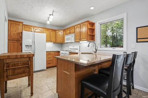 52742 Red Fox Trail South Bend IN 46628