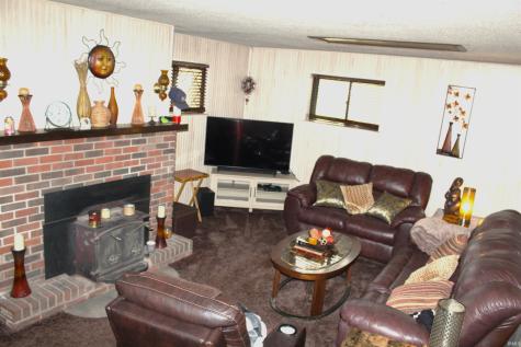 1105 N 170 W Angola IN 46703