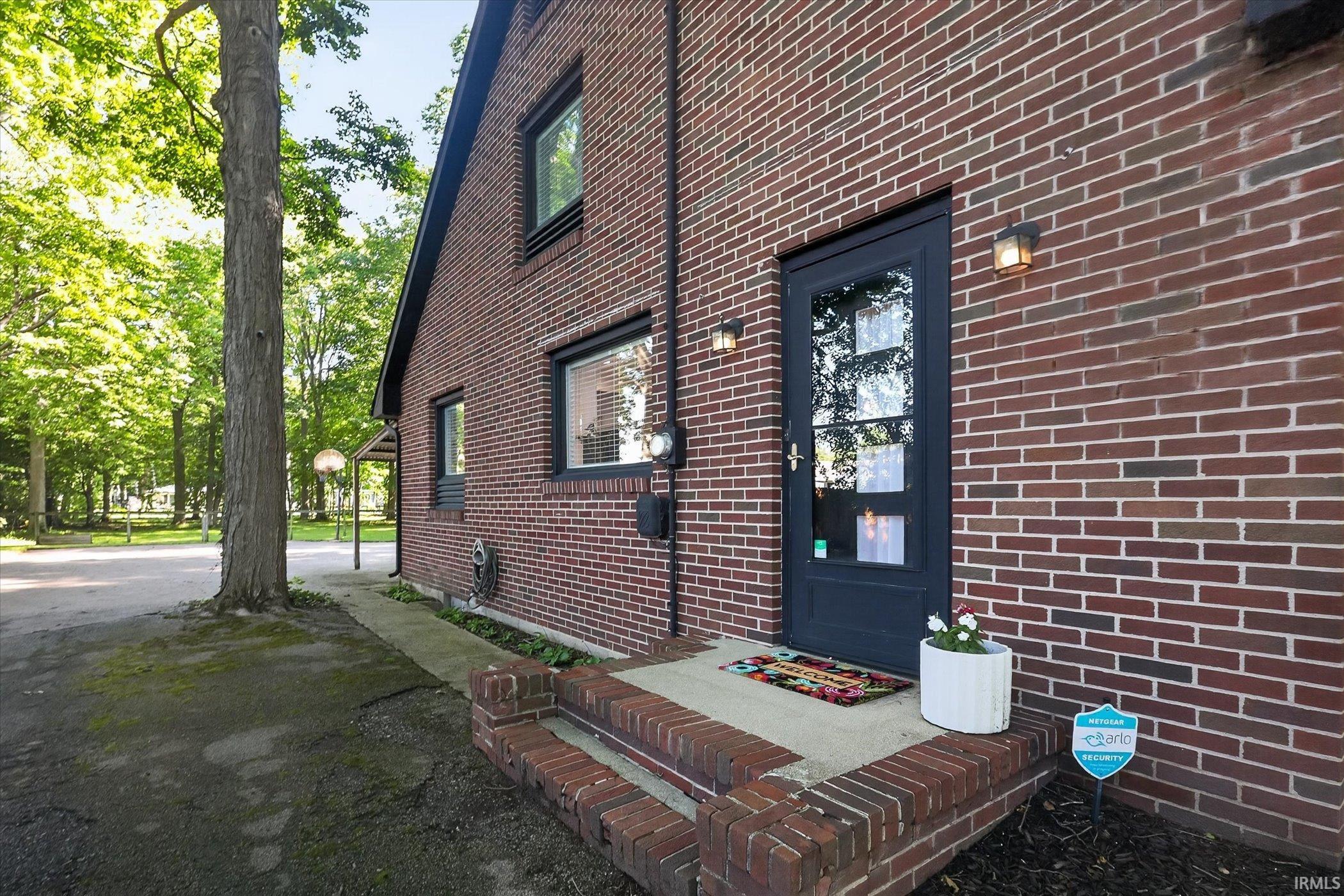 2111 Bashor Road Goshen IN 46526