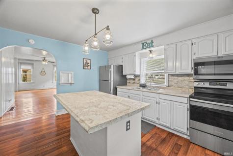 113 E 9th Street Burlington IN 46915