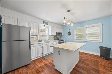 113 E 9th Street Burlington IN 46915