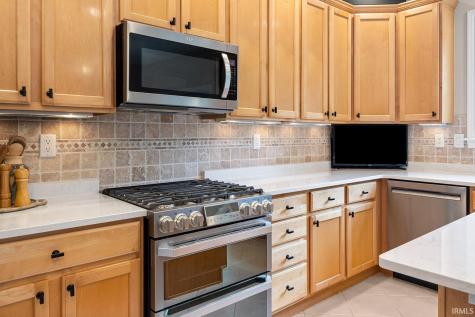 550 N Admirals Pointe Drive Lafayette IN 47909
