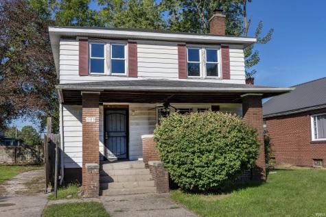 1109 Diamond Avenue South Bend IN 46628