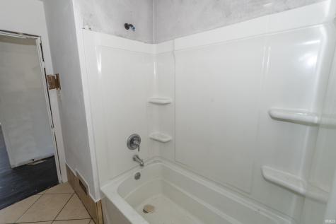 1109 Diamond Avenue South Bend IN 46628