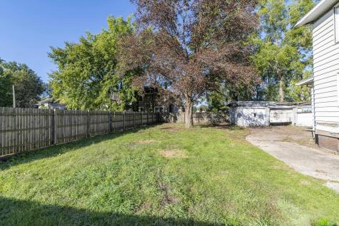 1109 Diamond Avenue South Bend IN 46628