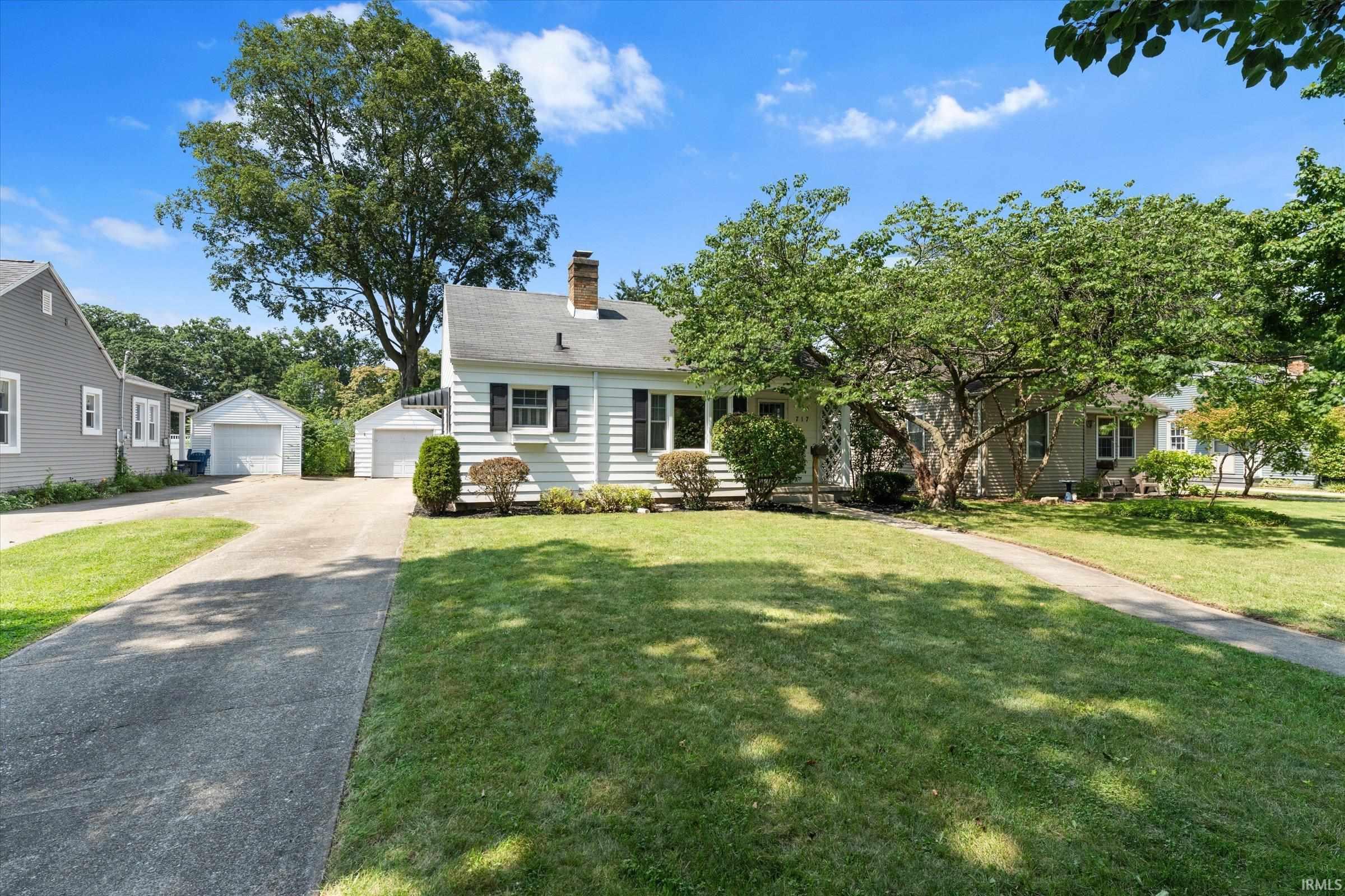 717 Northwood Drive South Bend IN 46617