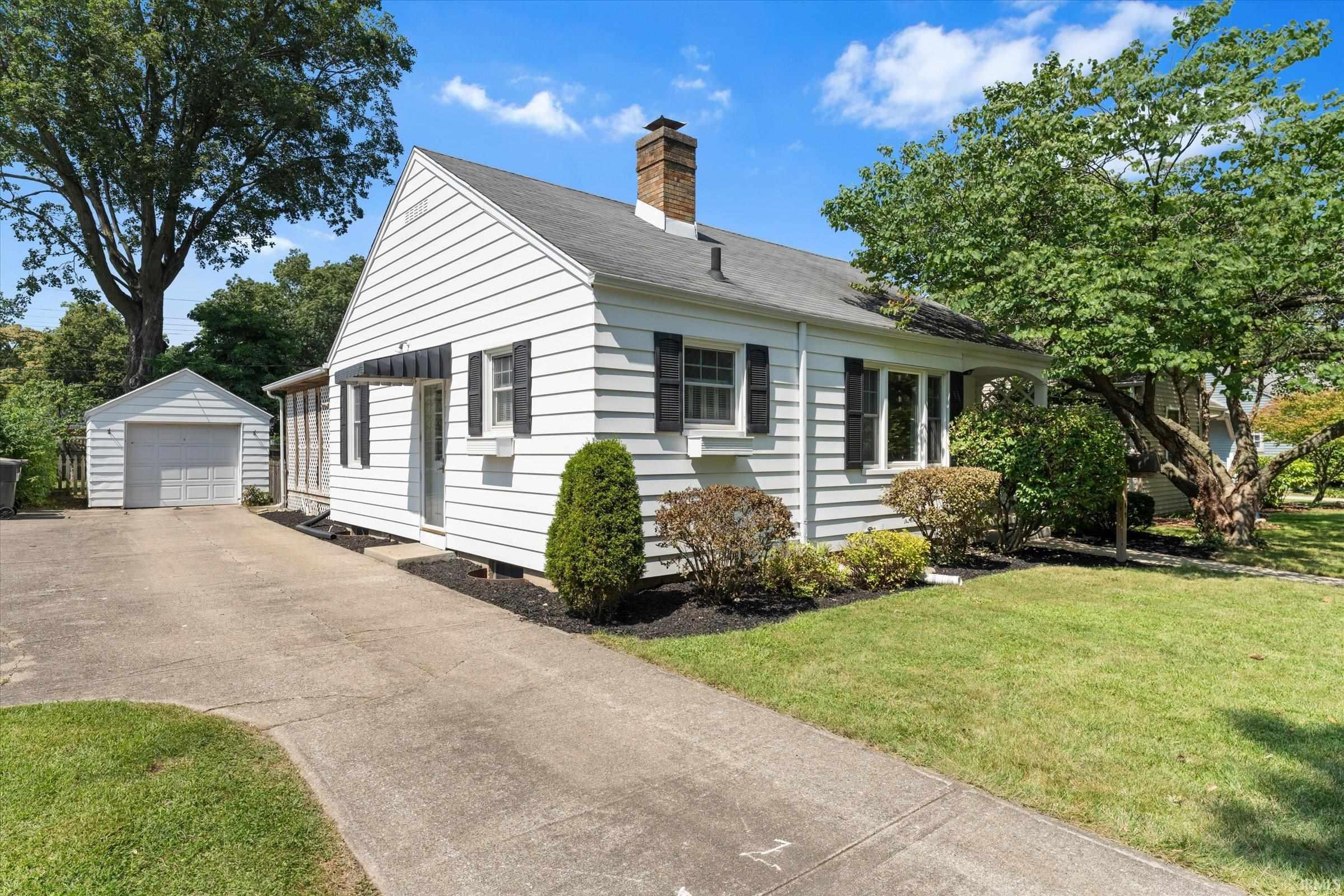 717 Northwood Drive South Bend IN 46617