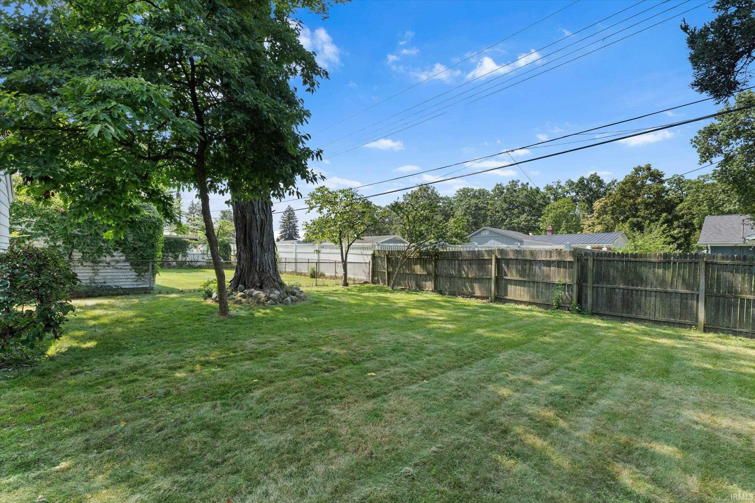 717 Northwood Drive South Bend IN 46617
