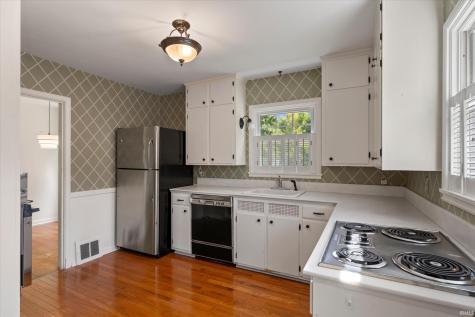 717 Northwood Drive South Bend IN 46617