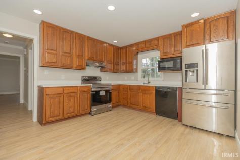 7527 Taylor Circle Evansville IN 47715