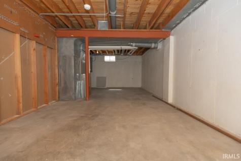 7527 Taylor Circle Evansville IN 47715