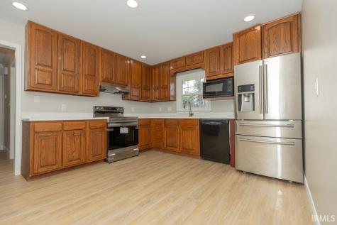7527 Taylor Circle Evansville IN 47715