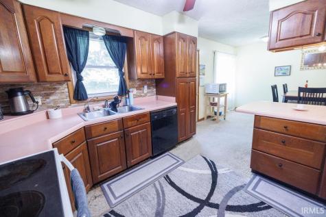 1715 Hillcrest Drive Spencer IN 47470