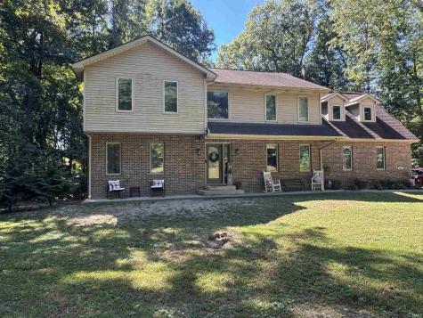 1235 W Lakeview Drive Peru IN 46970