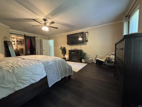 1235 W Lakeview Drive Peru IN 46970