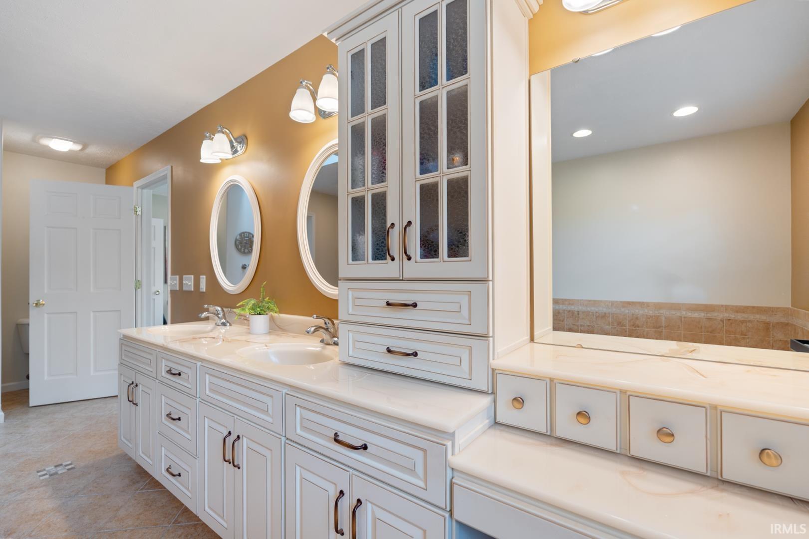 260 Gilliam Drive Warsaw IN 46590
