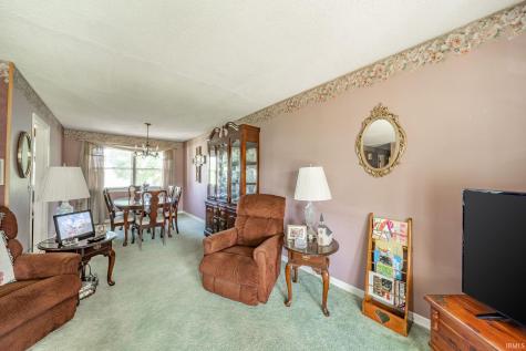 548 E State Road 28 Alexandria IN 46001