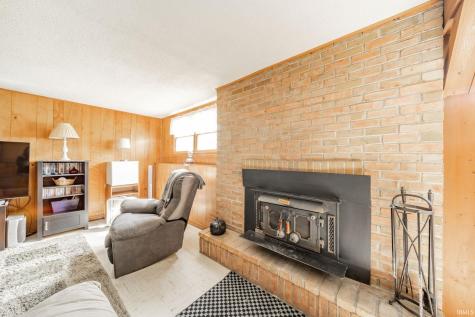 548 E State Road 28 Alexandria IN 46001
