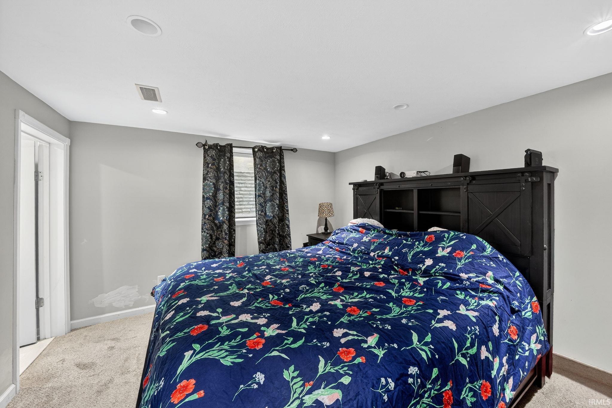 2240 Parkview Place South Bend IN 46616