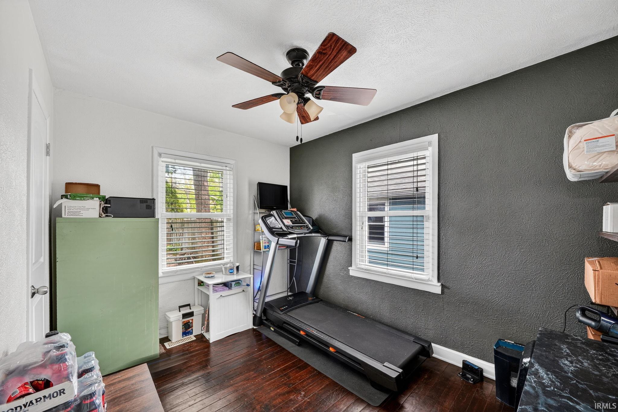 2240 Parkview Place South Bend IN 46616