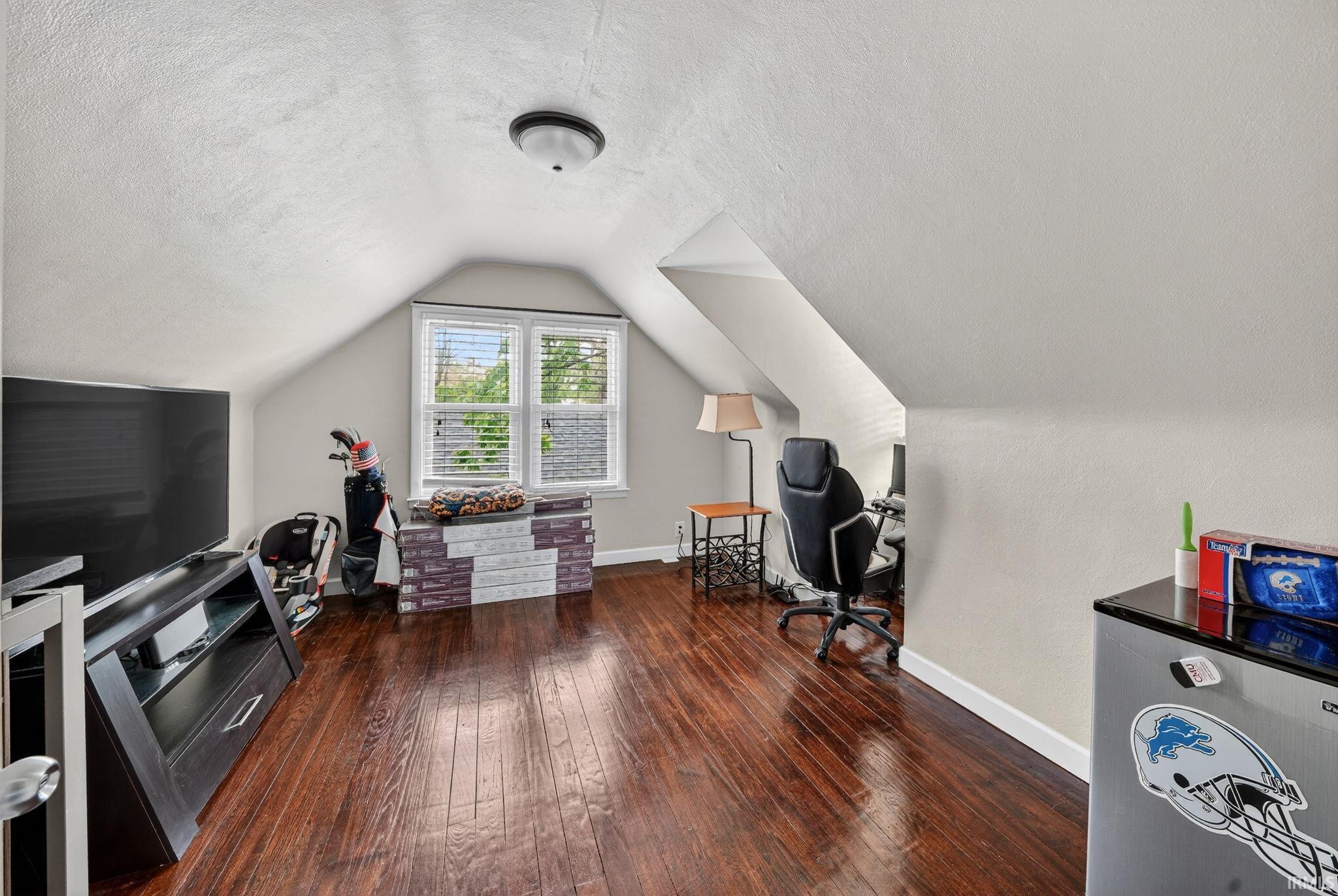 2240 Parkview Place South Bend IN 46616