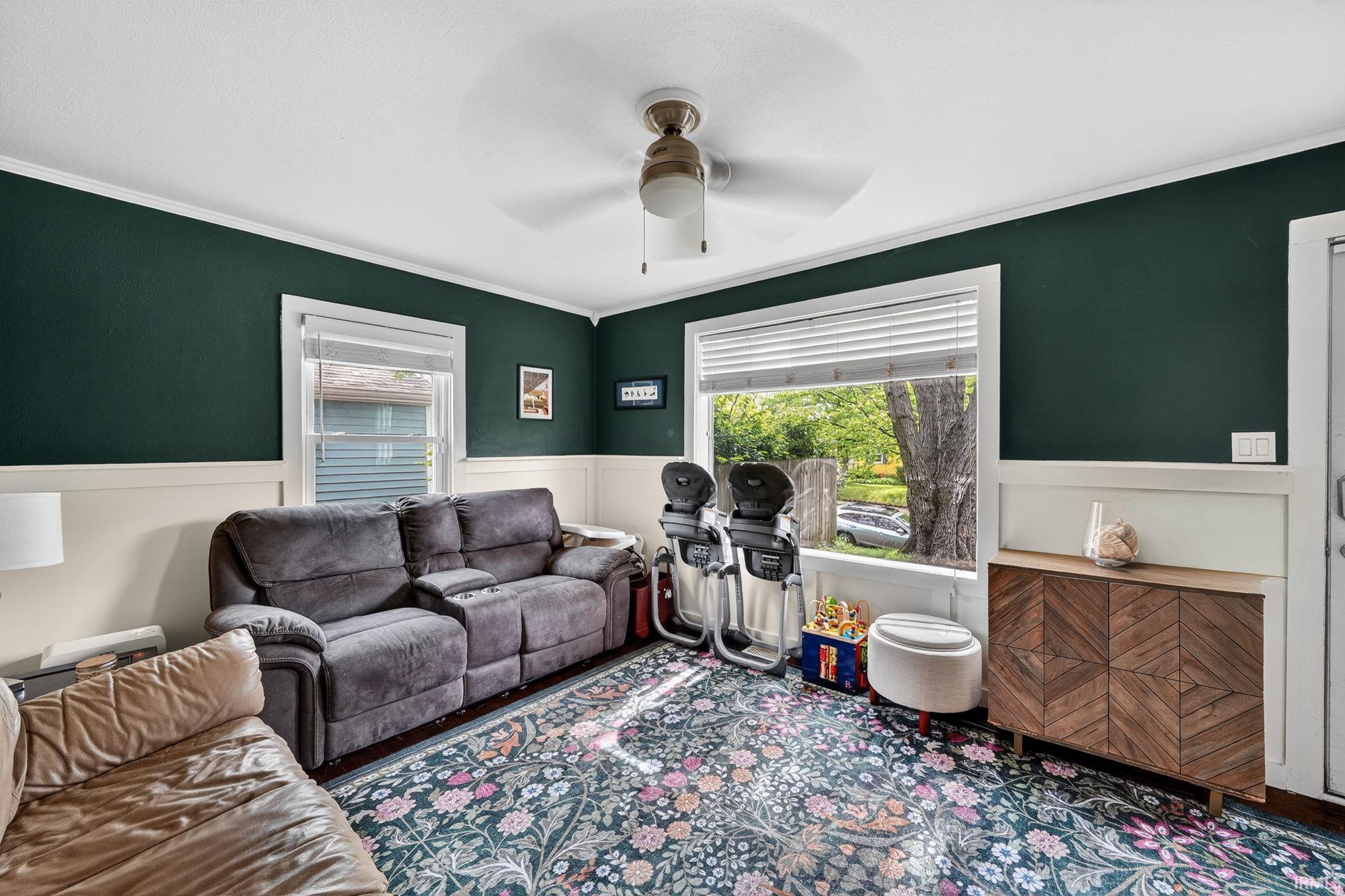 2240 Parkview Place South Bend IN 46616